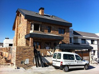 Cubierta con aislamiento proyectado en Arroyomolinos, fotografía 1 de la intervención documentada
