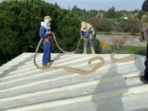 Rehabilitación con aislamiento proyectado en Pozuelo, fotografía 1 de la intervención documentada